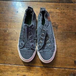 blowfish slip on sneaker